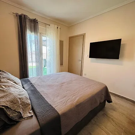 Seven Sky Urban Terrace With Free Private Parking ! *