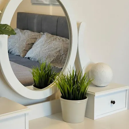 Seven Sky Urban Terrace With Free Private Parking ! Apartmán *