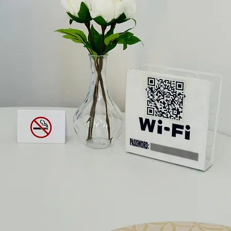 Seven Sky Urban Terrace With Free Private Parking ! Apartmán Soluň